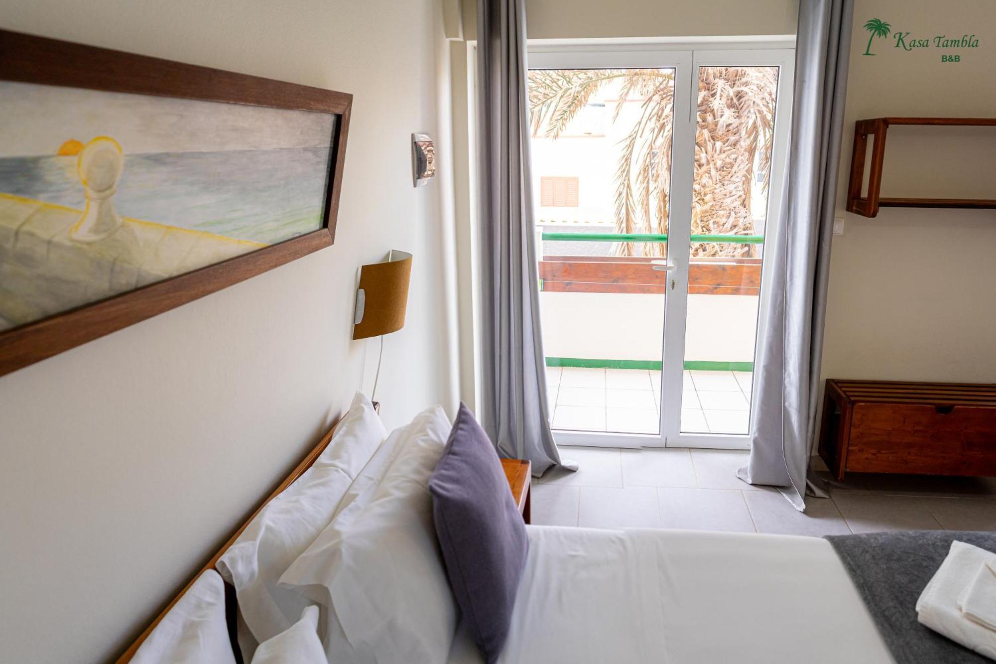 Bed and Breakfast Kasa Tambla Ponta Do Sol Exterior foto